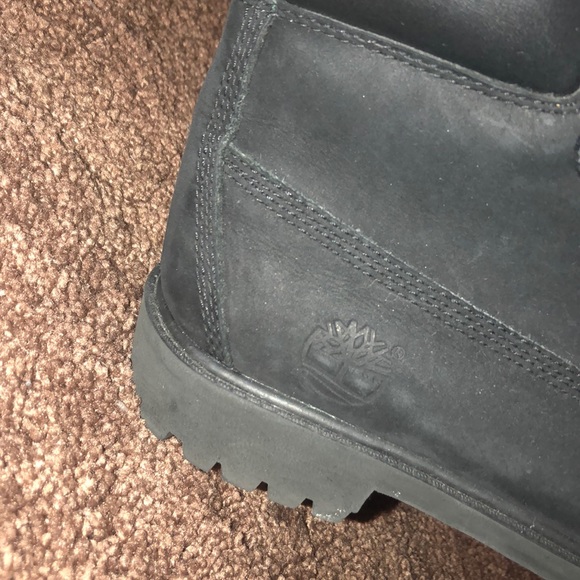 Black Timberlands - Picture 2 of 2